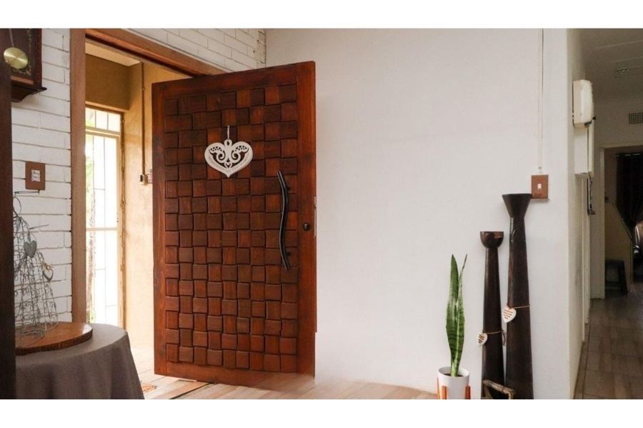 2 Bedroom Property for Sale in Meiringspark North West